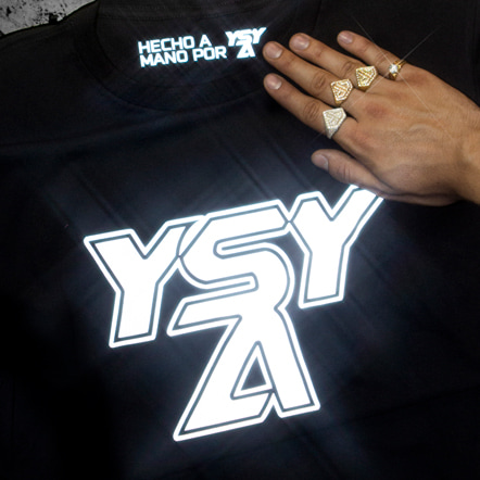 disco hecho a mano de YSY A escuchalo online